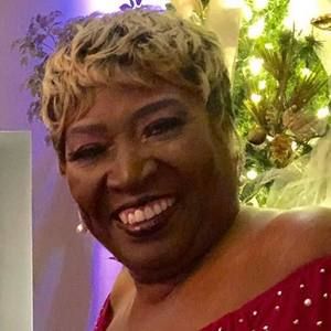 Meet your Posher, Bobbie